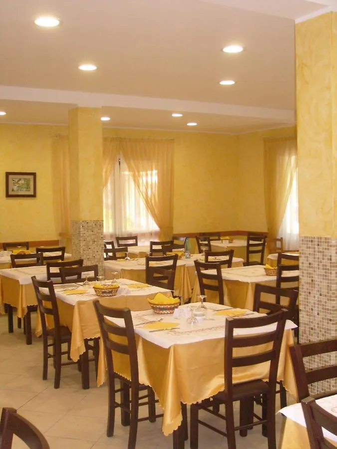 Hotel Riziana تّشيرفييا